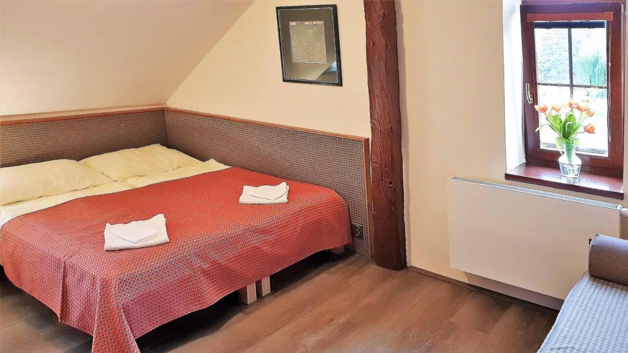 Bunkr Karlstejn Hotel Kültér fotó