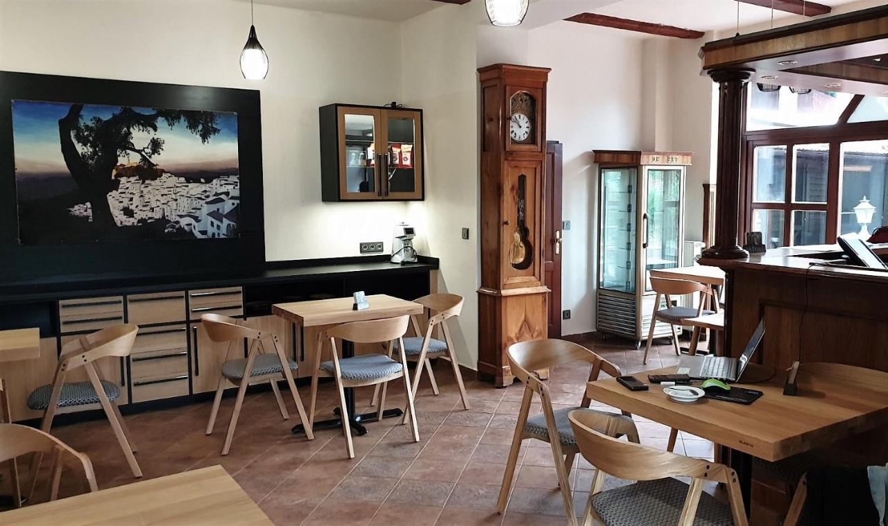 Bunkr Karlstejn Hotel Kültér fotó