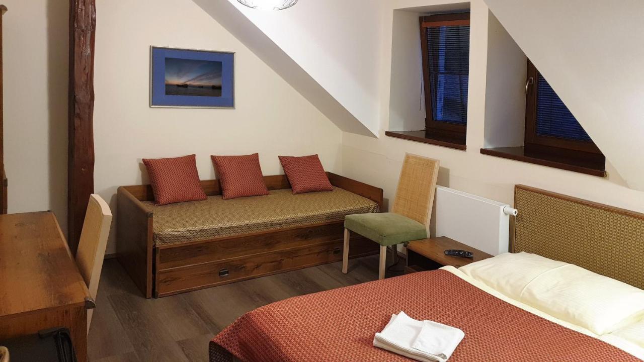 Bunkr Karlstejn Hotel Kültér fotó