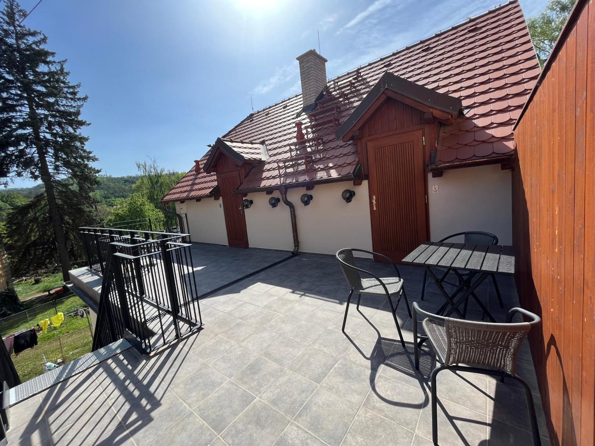 Bunkr Karlstejn Hotel Kültér fotó